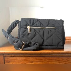 Urban Expressions - black puff shoulder purse